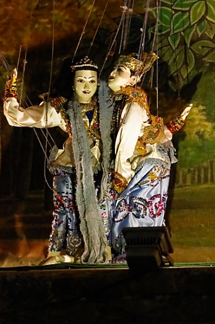 Pagan-diner marionnettes-035